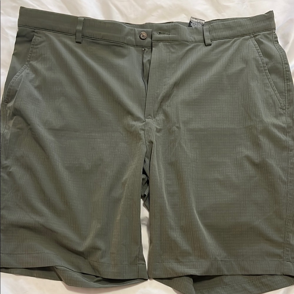 Men's Green Shorts